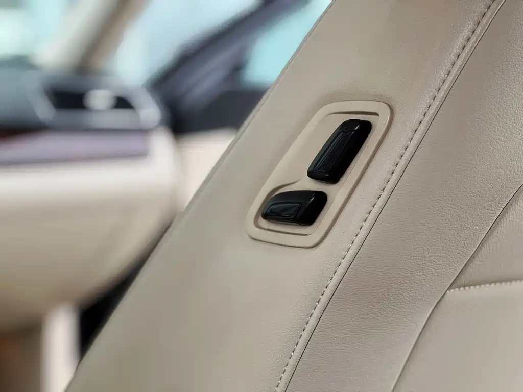 Volkswagen Passat — миниатюра 21