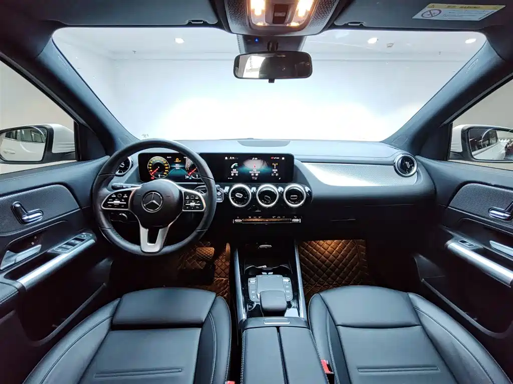 Mercedes-Benz GLA 2023 GLA 200