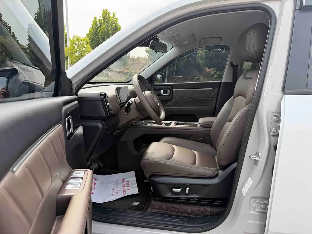 Wuling Xingguang 560 New Energy — миниатюра 5