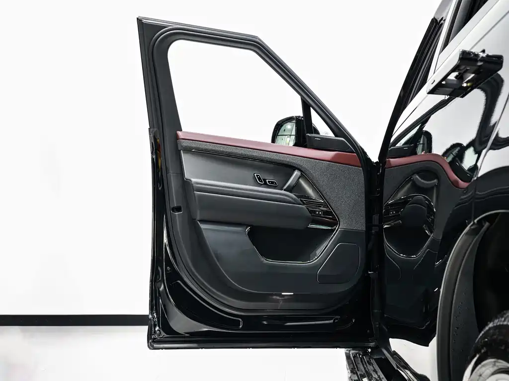 Land Rover Sport — миниатюра 14
