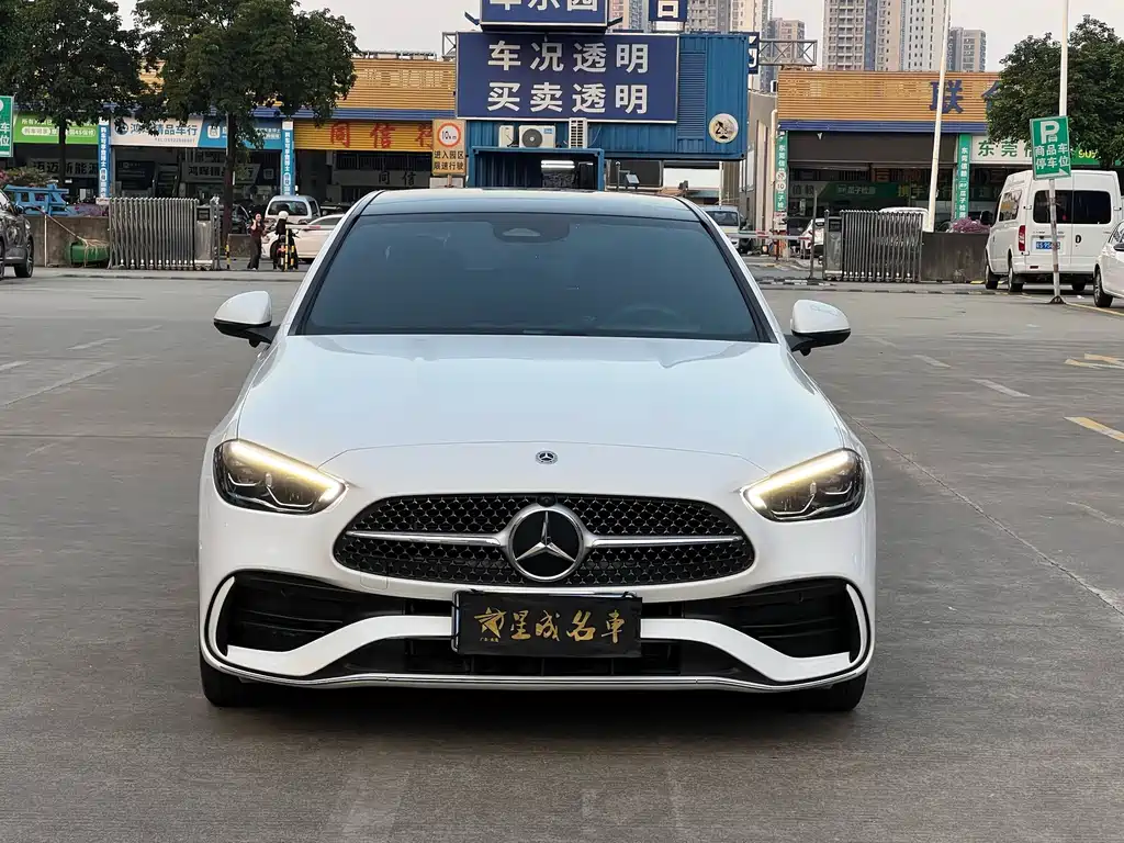 Mercedes-Benz C-Class — миниатюра 2