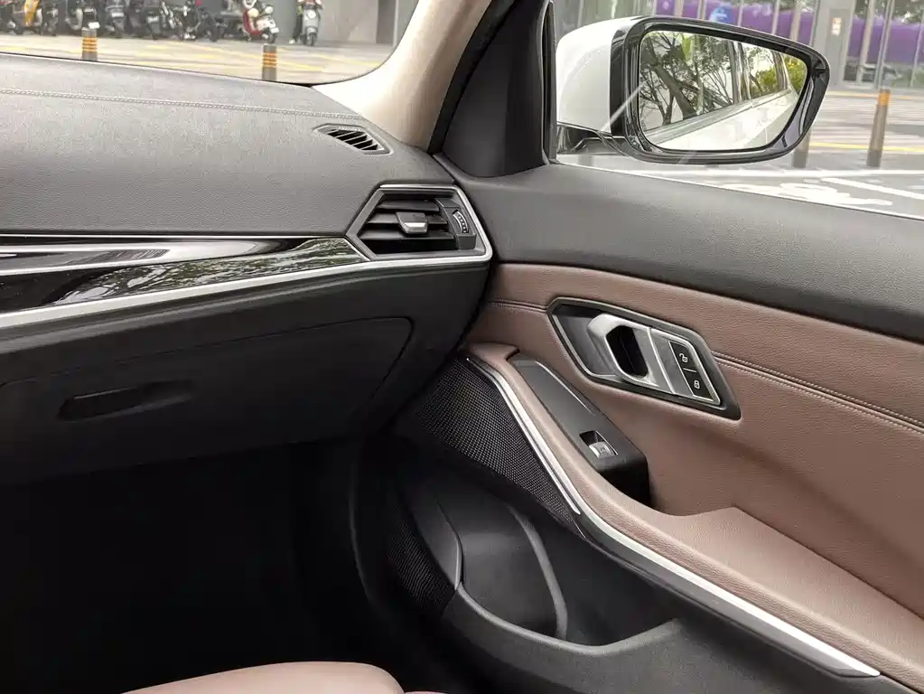 BMW i3 — миниатюра 16