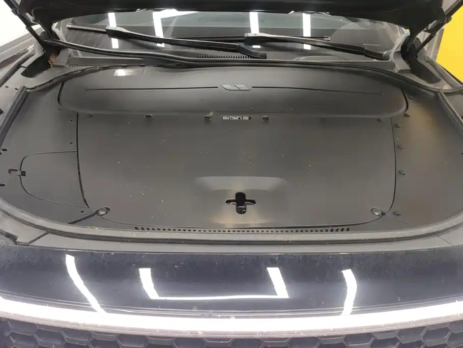Li Auto Li ONE — миниатюра 10