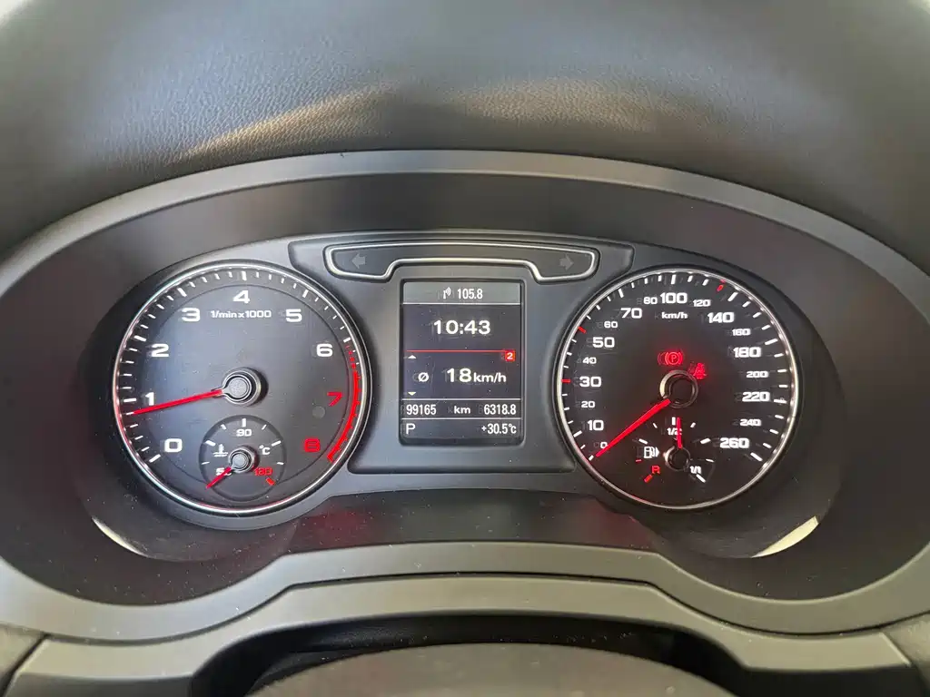 Audi Q3 — миниатюра 5