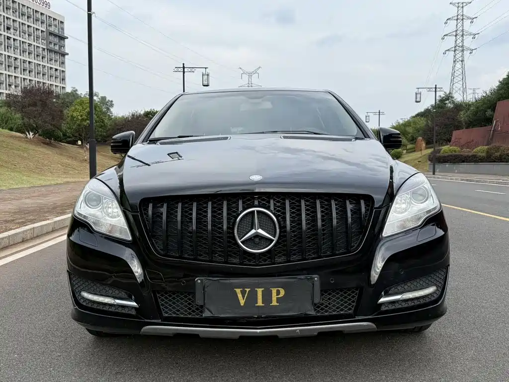 Mercedes-Benz R 2011 R 300 L