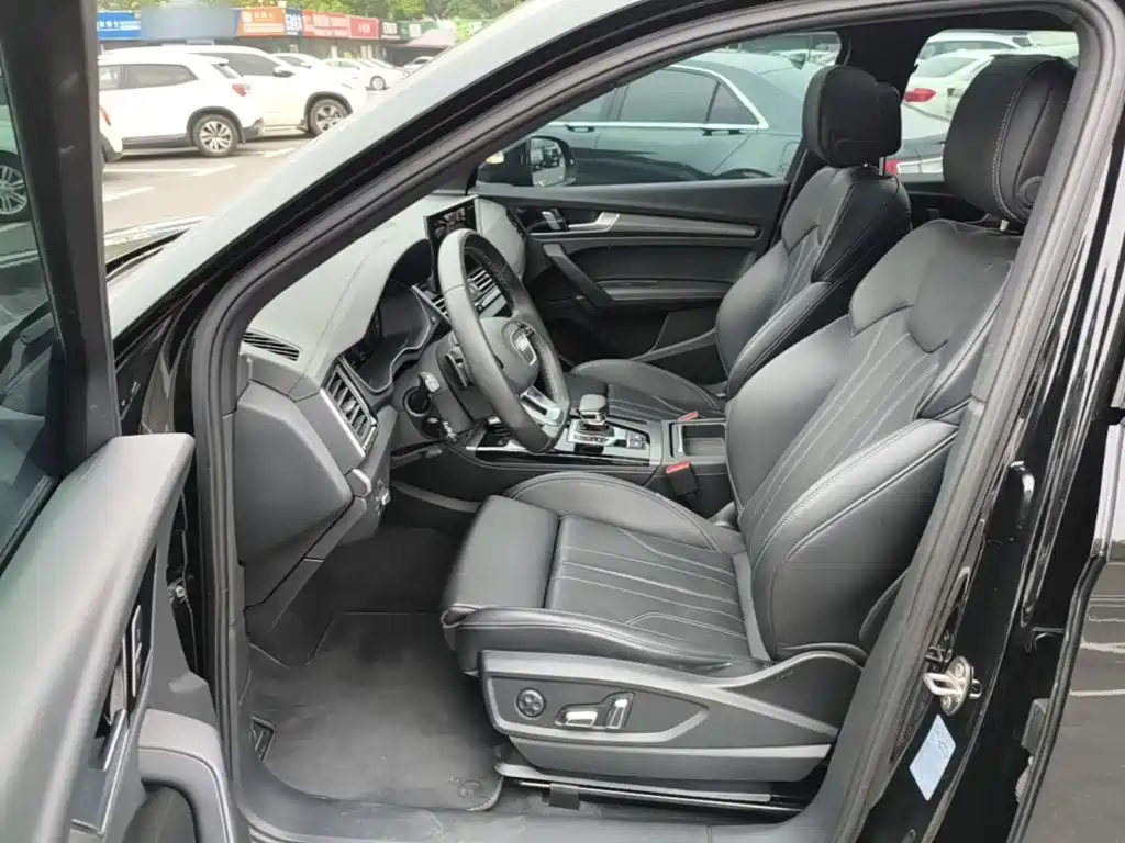 Audi Q5L — миниатюра 15