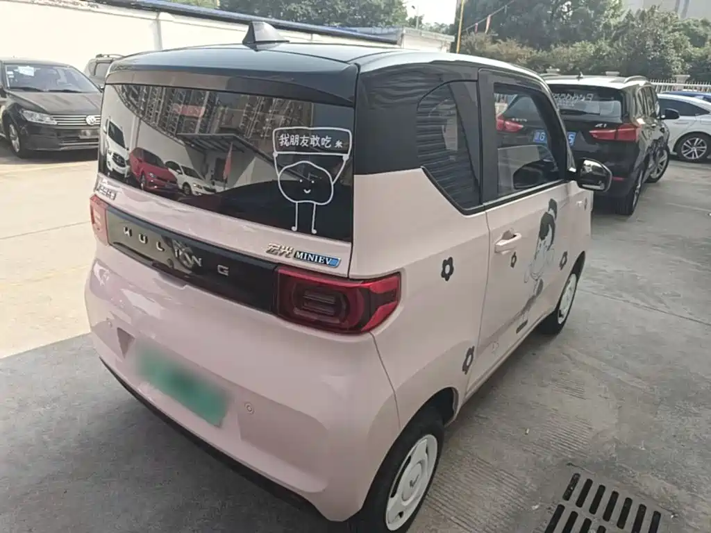 Wuling MINIEV — миниатюра 7