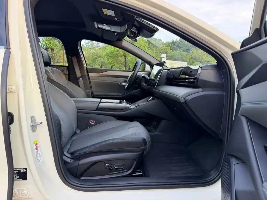 BYD Qin L — миниатюра 6