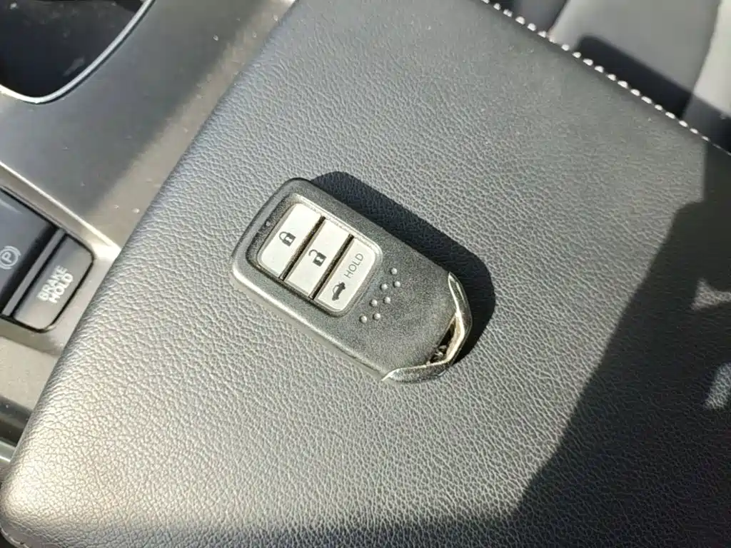 Honda Accord — миниатюра 9