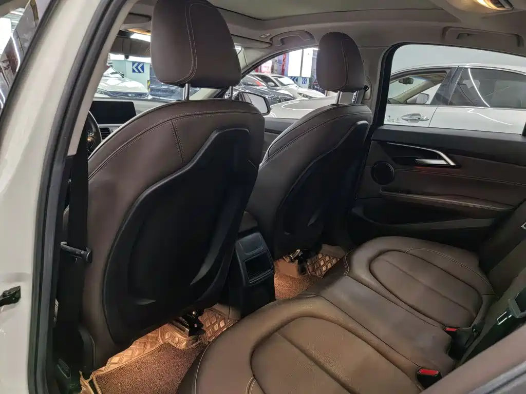 BMW 1 Series — миниатюра 10