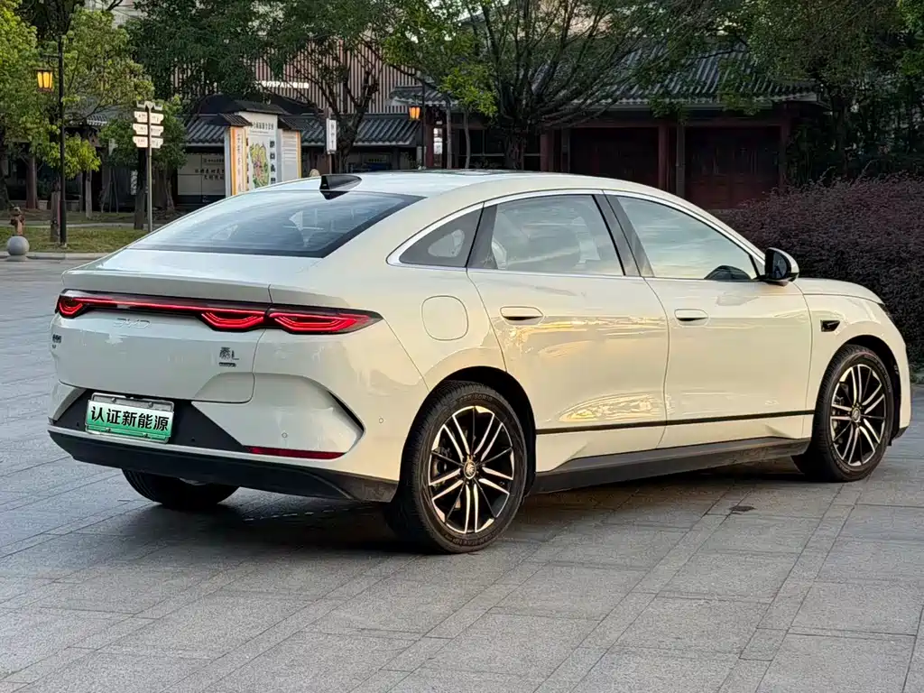 BYD Qin L — миниатюра 14