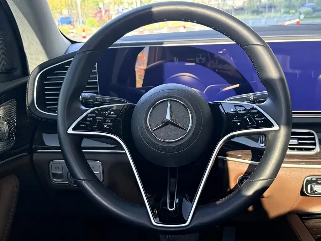Mercedes-Benz GLE Coupe — миниатюра 13