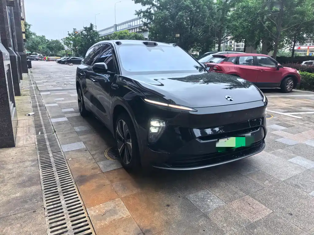 NIO ES8 2023 100kWh