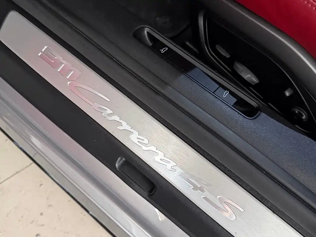 Porsche 911 2019 Carrera 4S 3.0T