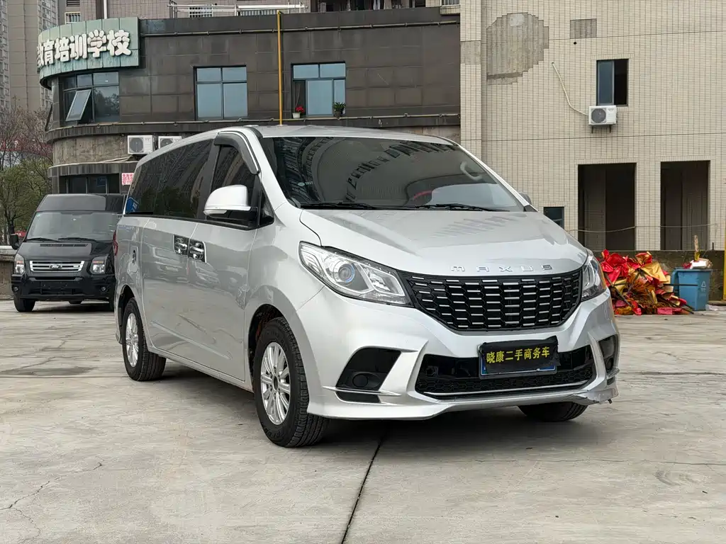 Maxus G10 2023 2.0T MT 7 мест