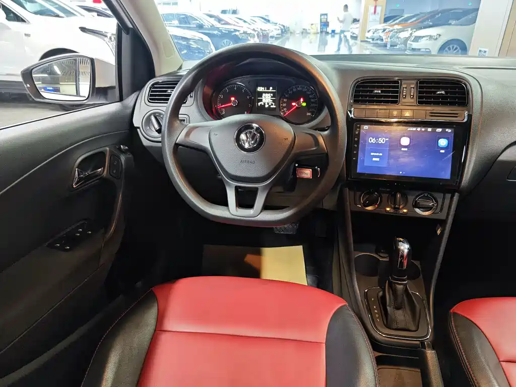 Volkswagen Polo — миниатюра 10