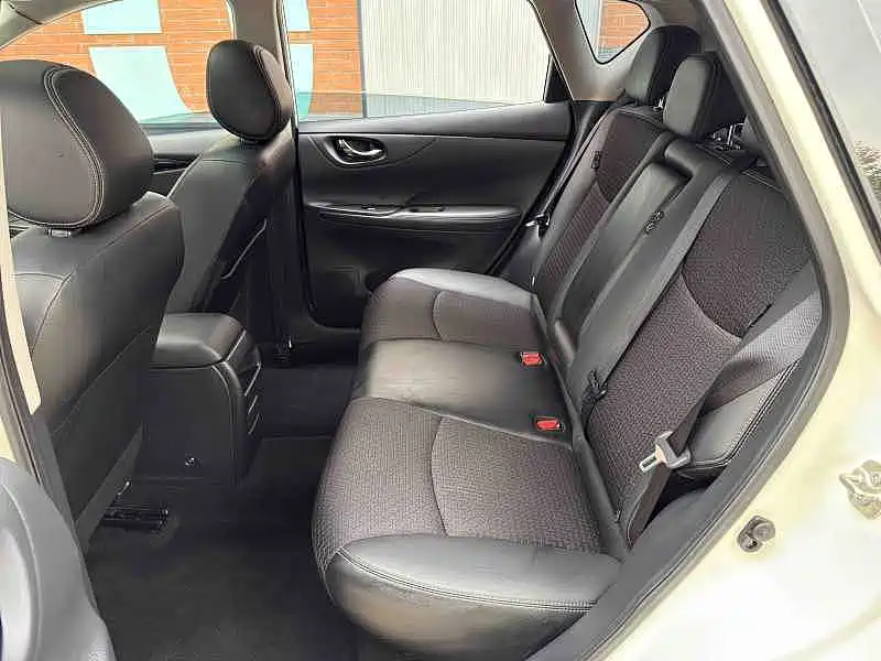 Nissan Tiida — миниатюра 5