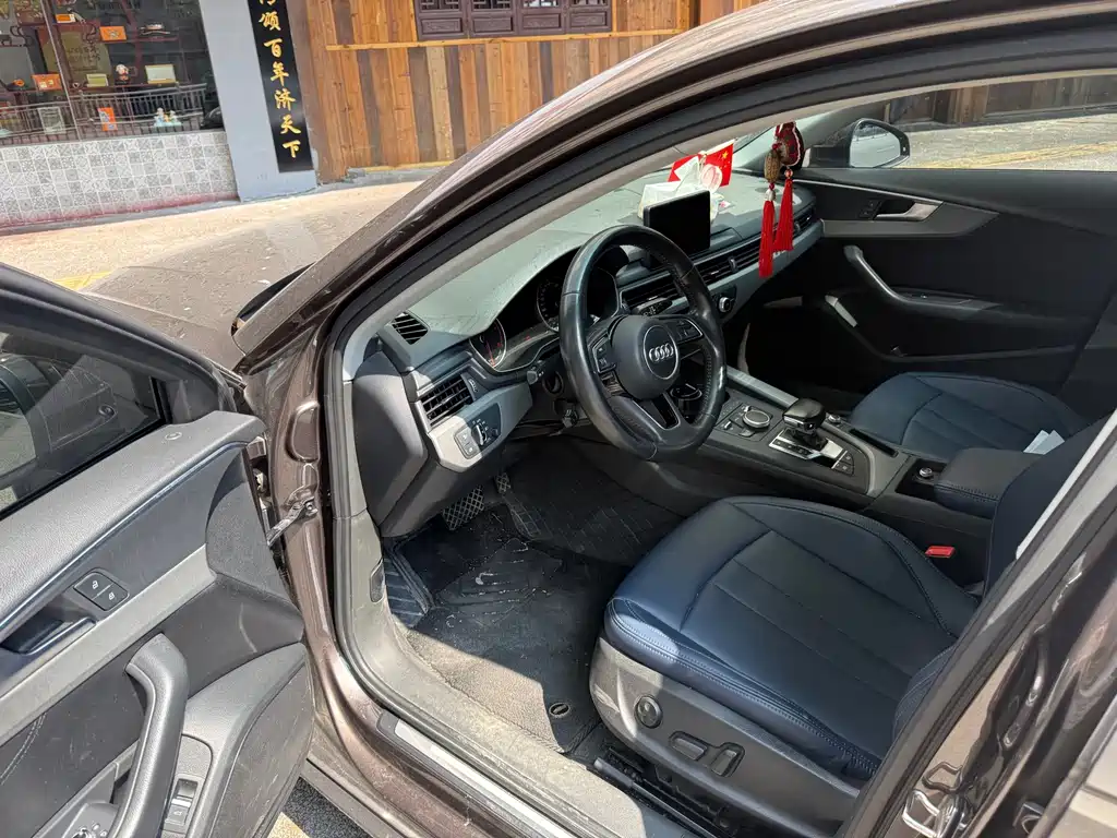 Audi A4L — миниатюра 4