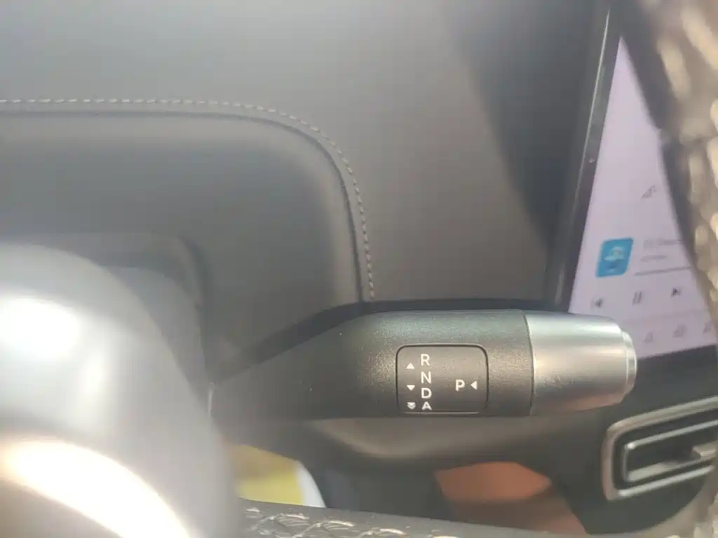 Li Auto Li L8 — миниатюра 14