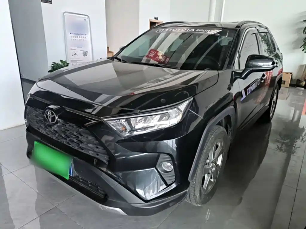 Toyota RAV4 — миниатюра 2