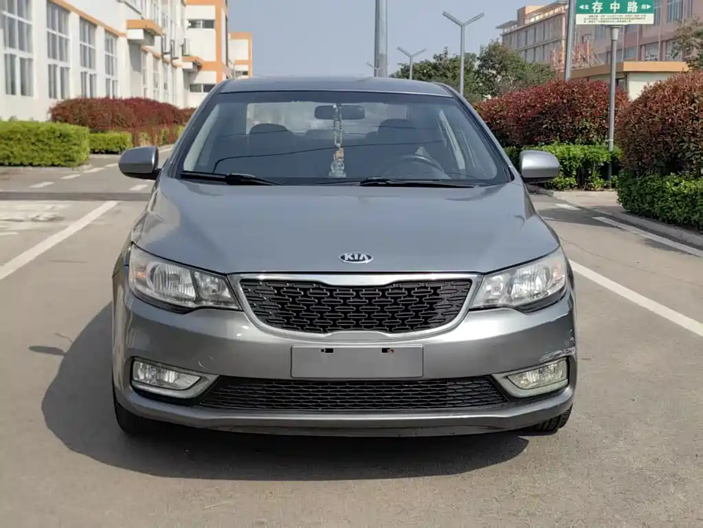 Kia Forte 2014 1.6L AT GL