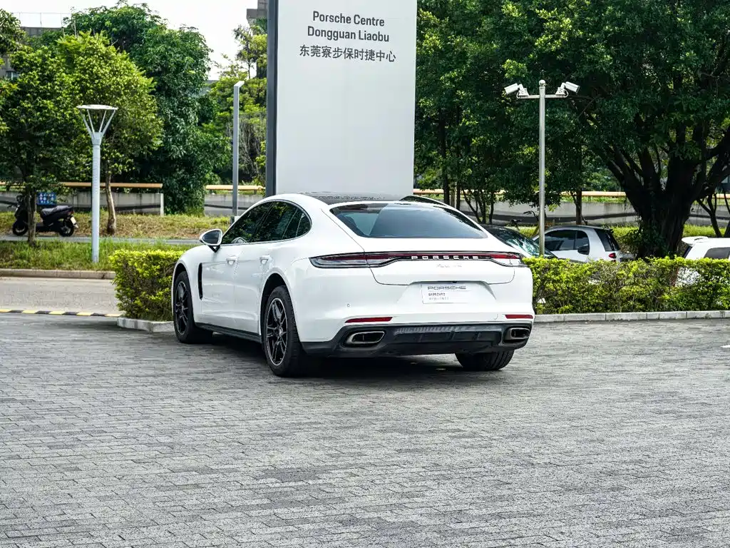 Porsche Panamera — миниатюра 15