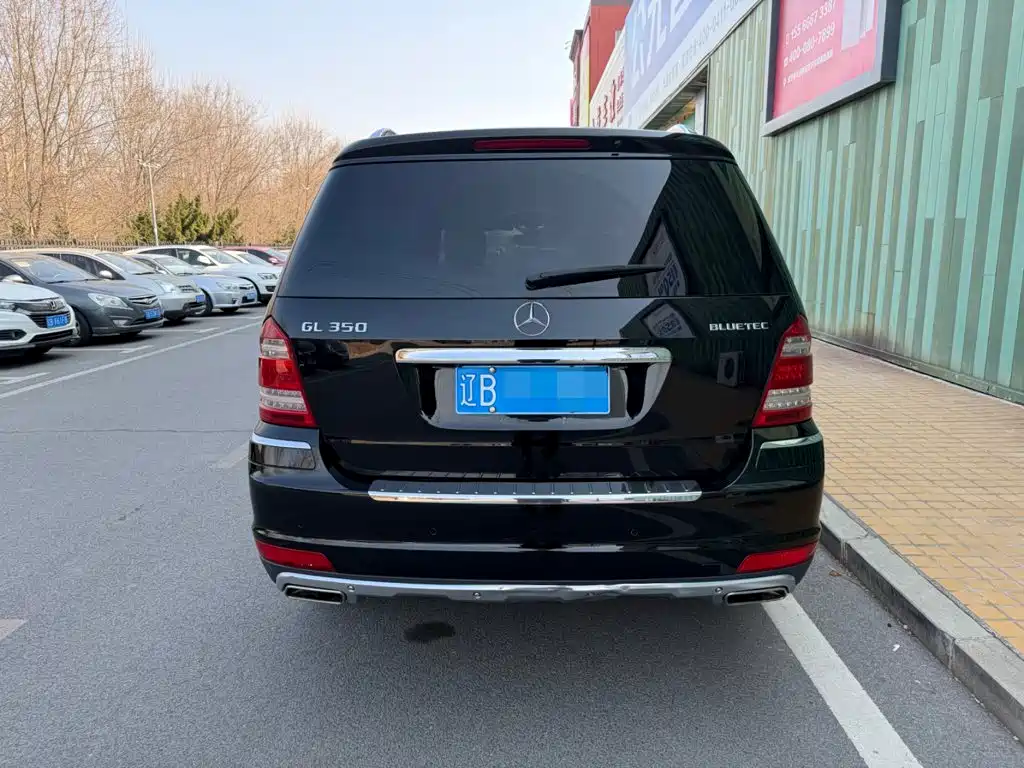 Mercedes-Benz GL-Class — миниатюра 14