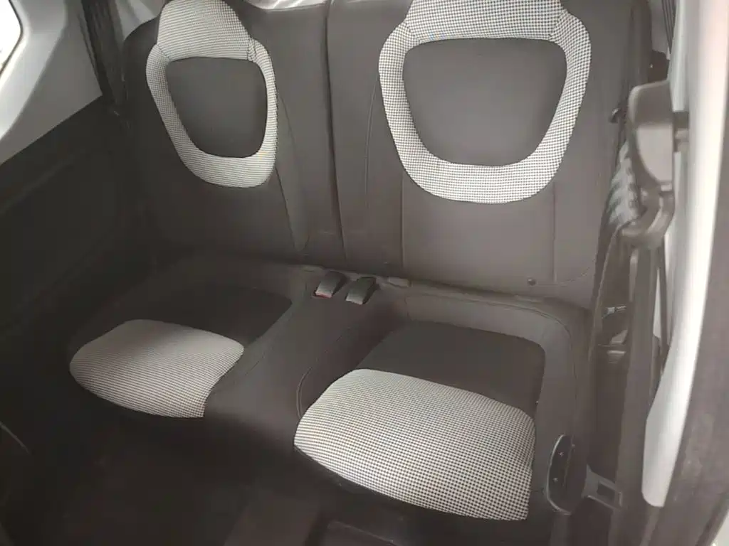 Wuling MINIEV — миниатюра 17