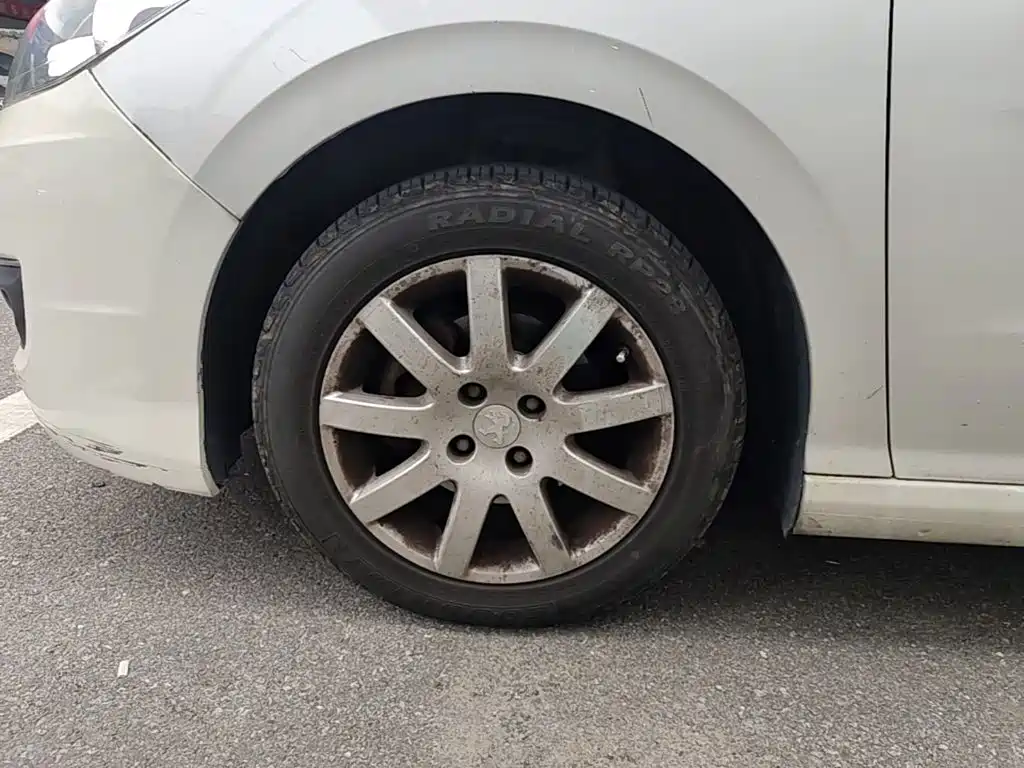 Peugeot 308 — миниатюра 23