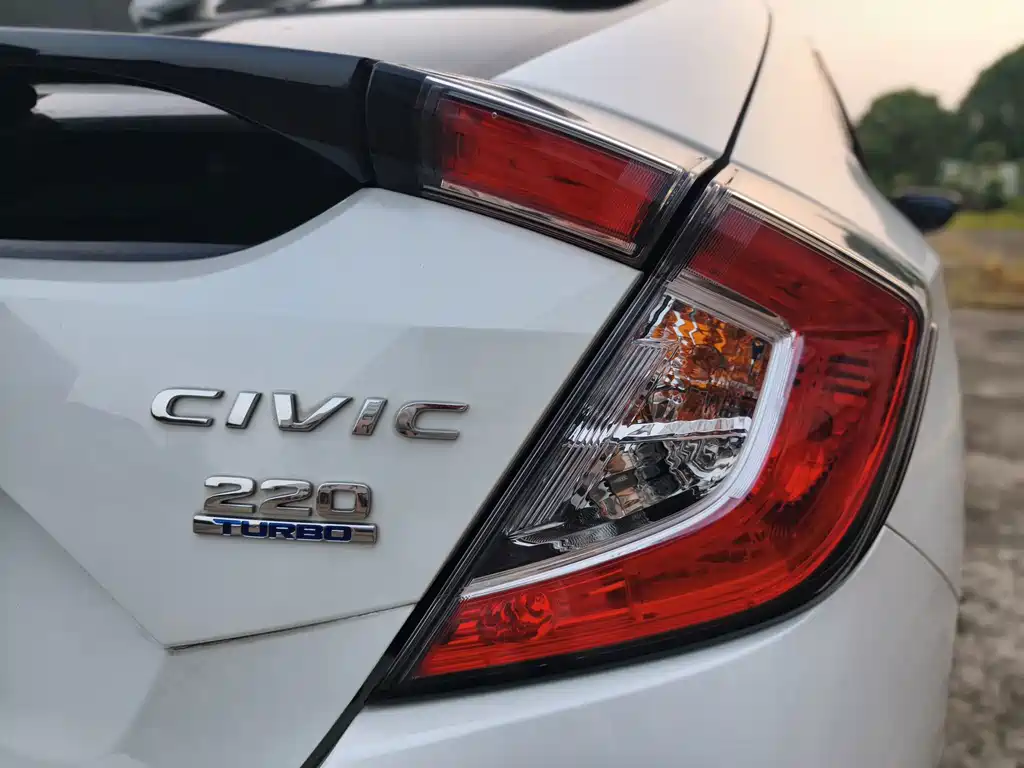 Honda Civic — миниатюра 17