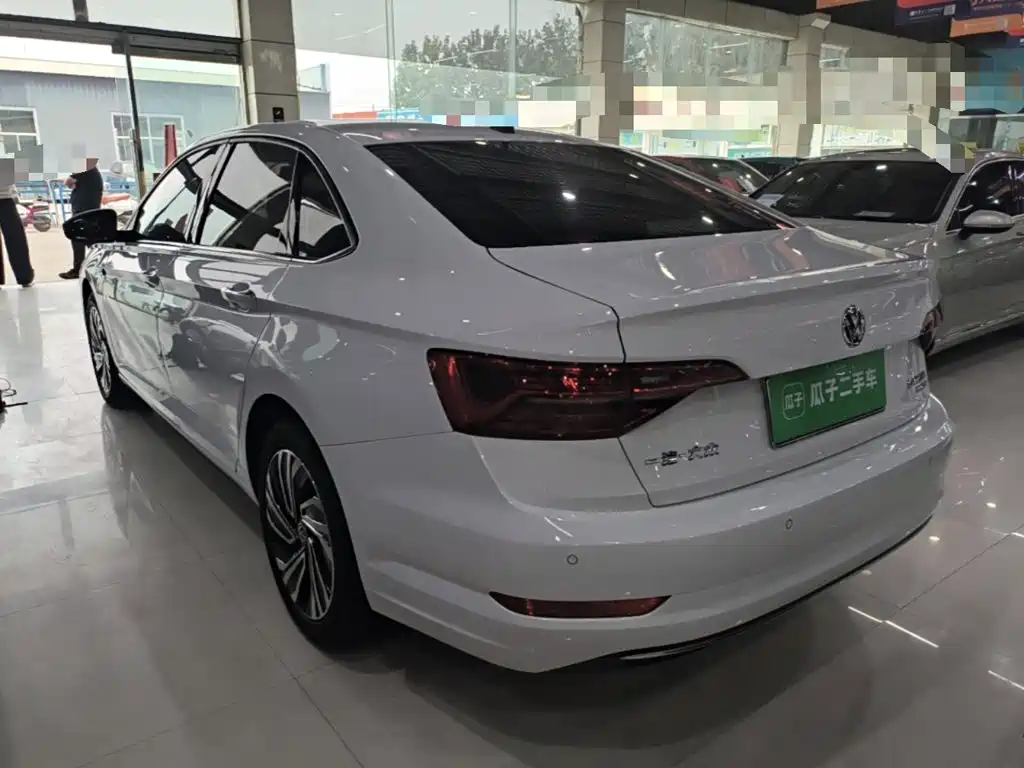 Volkswagen Sagitar — миниатюра 5