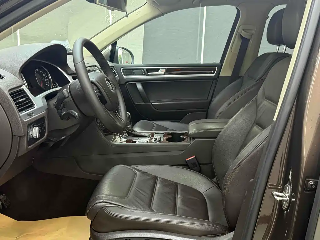 Volkswagen Touareg 2014 3.0TSI