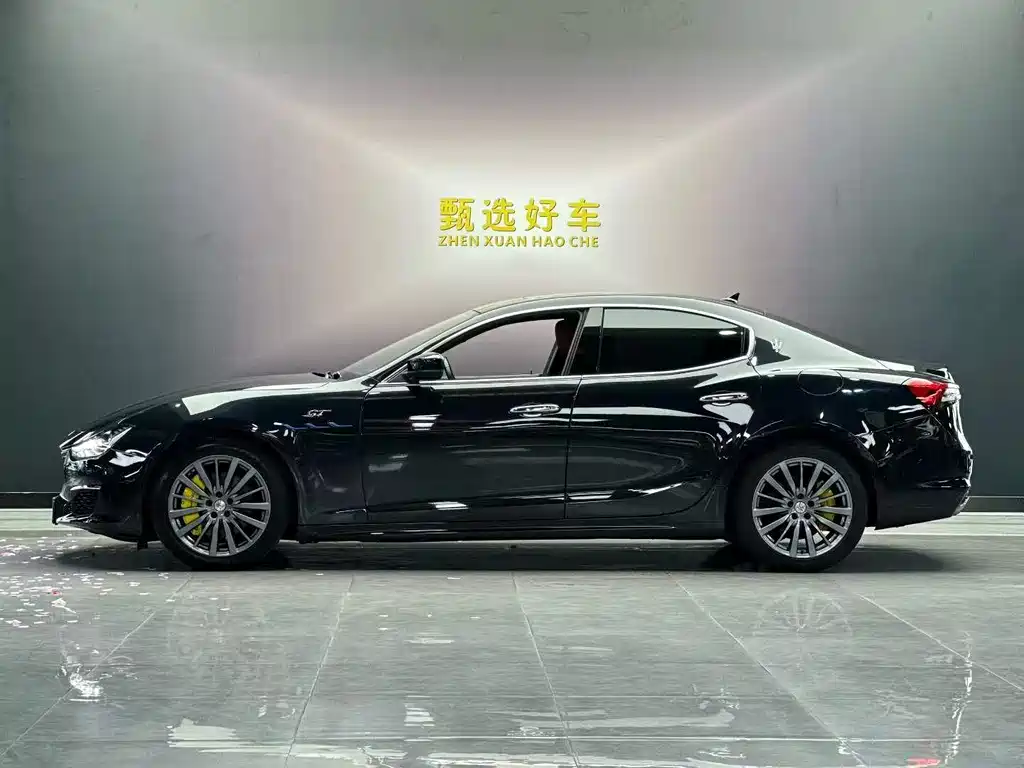 Maserati Ghibli 2022 2.0T GT