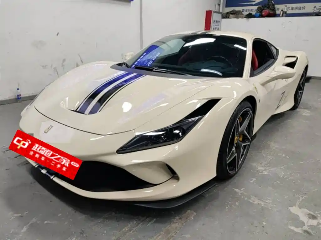 Ferrari F8 2021