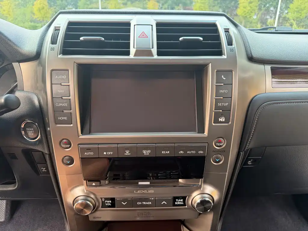 Lexus GX — миниатюра 19