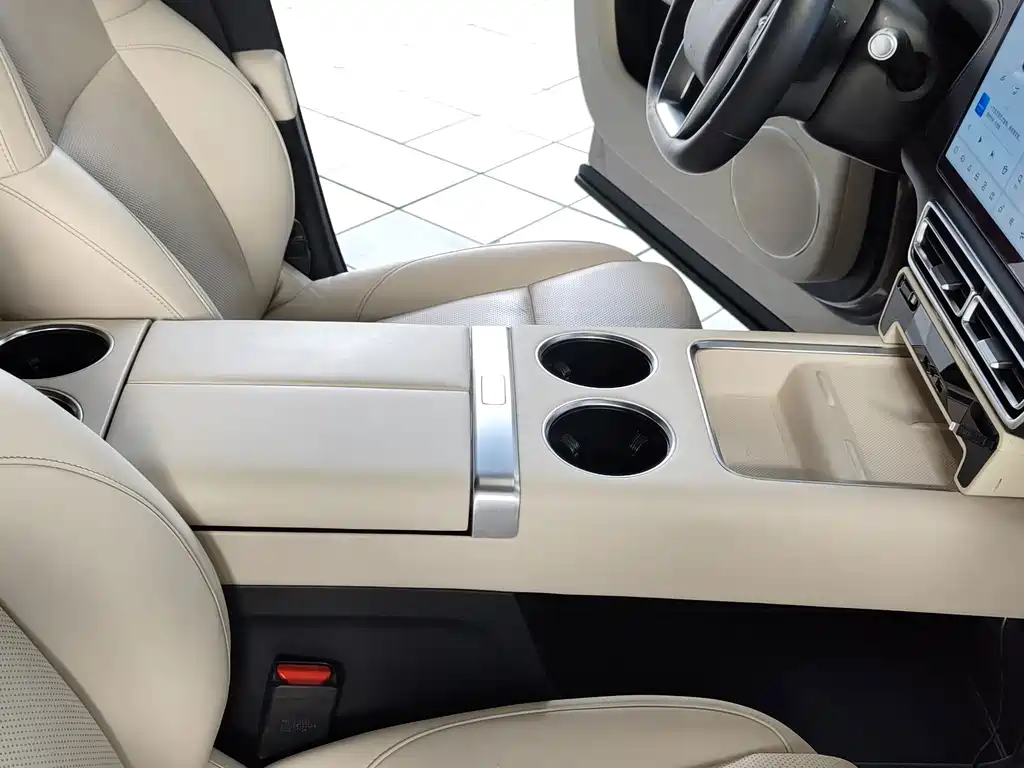 Li Auto Li L9 — миниатюра 9