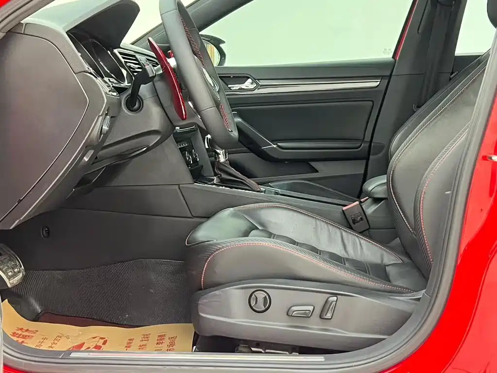 Volkswagen Lamando — миниатюра 6