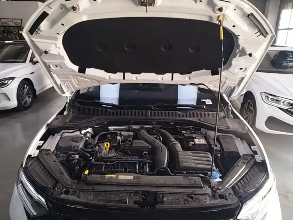 Volkswagen Sagitar — миниатюра 20