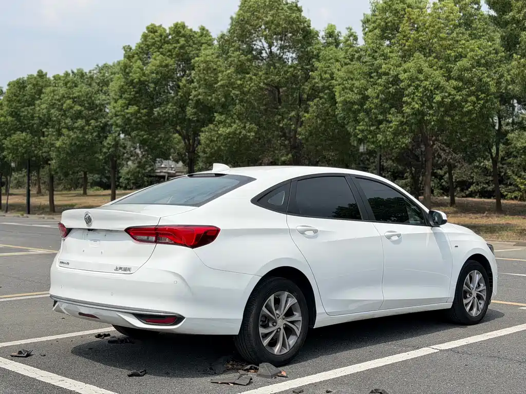 Buick Verano — миниатюра 7
