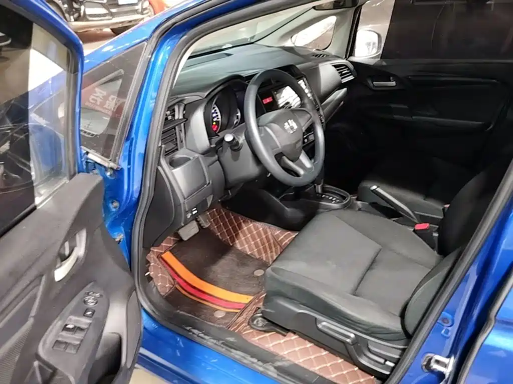 Honda Fit — миниатюра 16