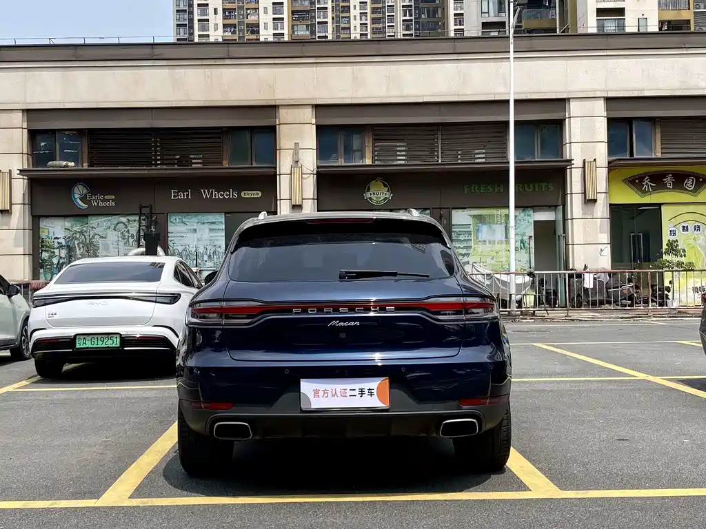 Porsche Macan — миниатюра 5