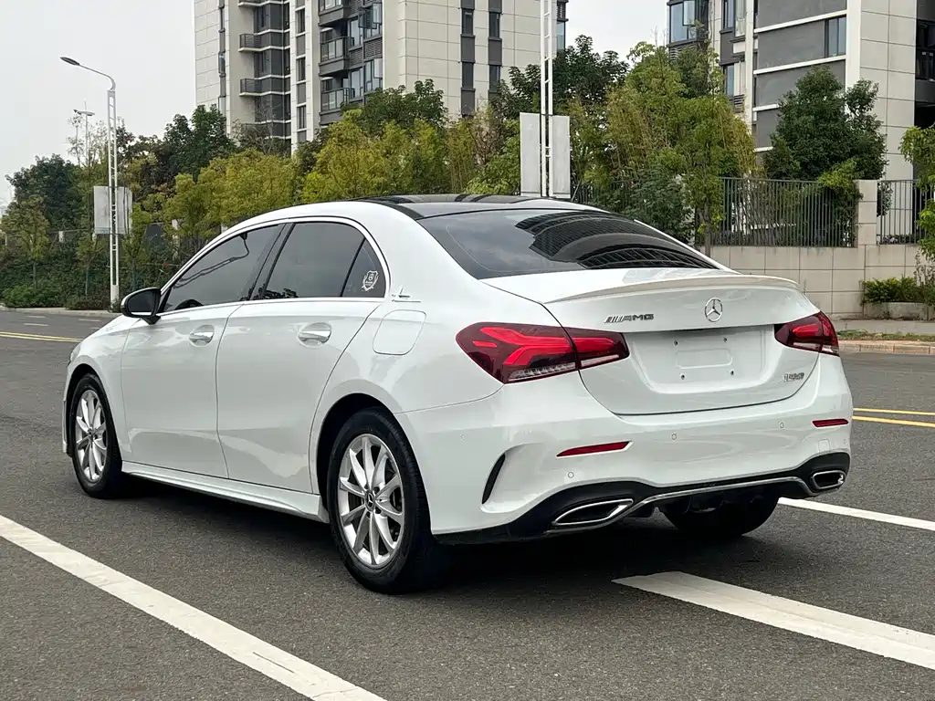 MERCEDES-BENZ A CLASS