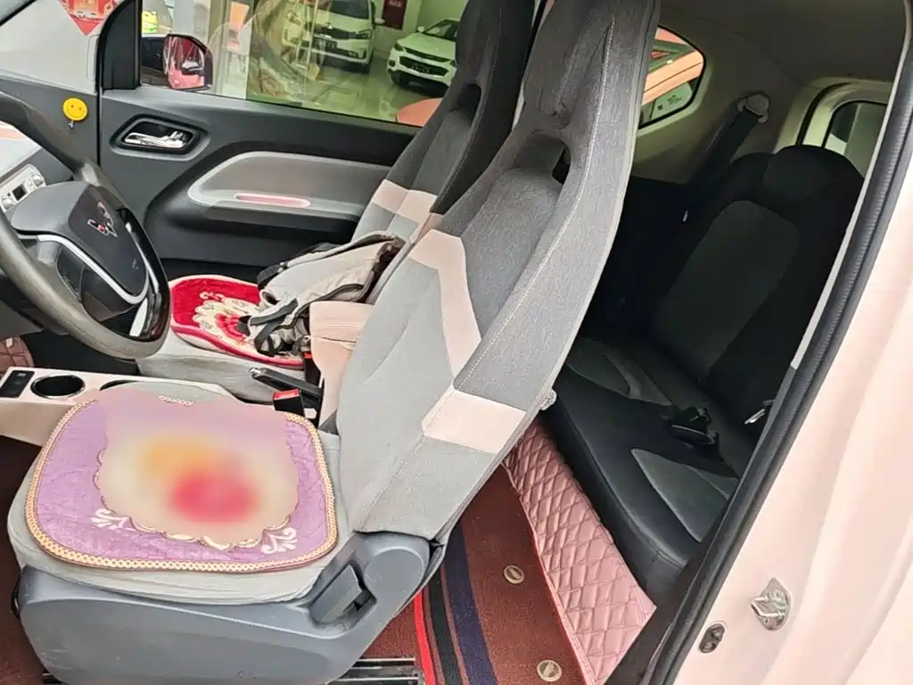 Wuling MINIEV — миниатюра 15