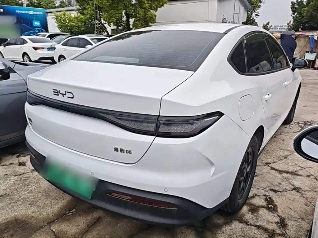 BYD Seal 05 DM-i — миниатюра 7