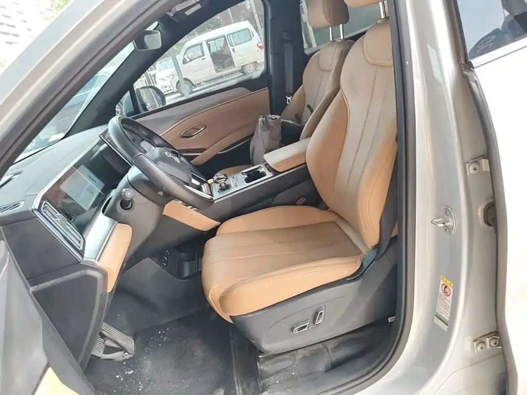 BYD L DM-i — миниатюра 15