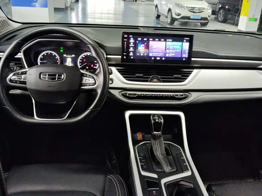 Geely Vision X6 — миниатюра 12