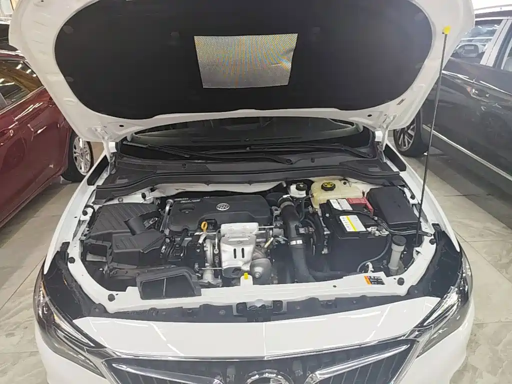 Buick Excelle — миниатюра 20