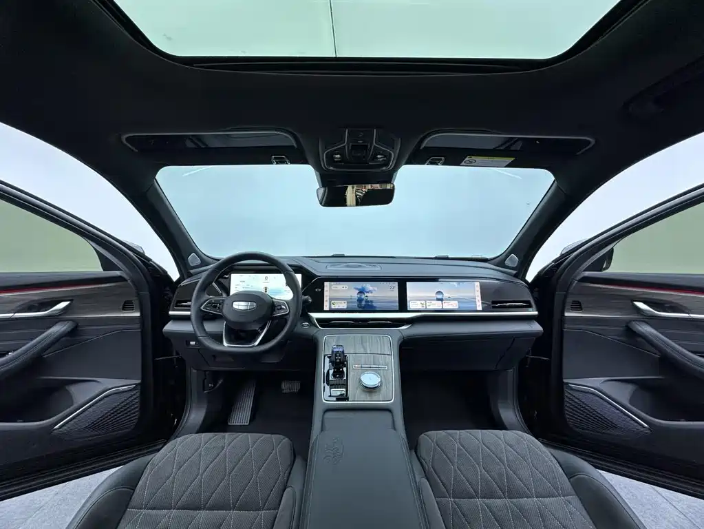Geely Xingyue L — миниатюра 10
