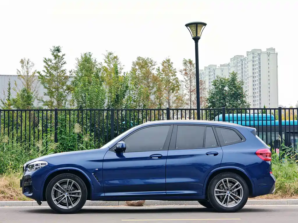 BMW X3 — миниатюра 3