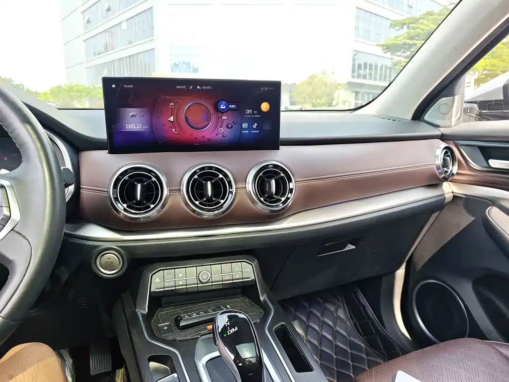 Wey Wey VV6 — миниатюра 9